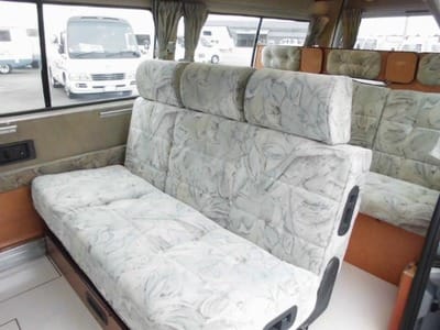 Nissan Caravan Bross campervan seats 2