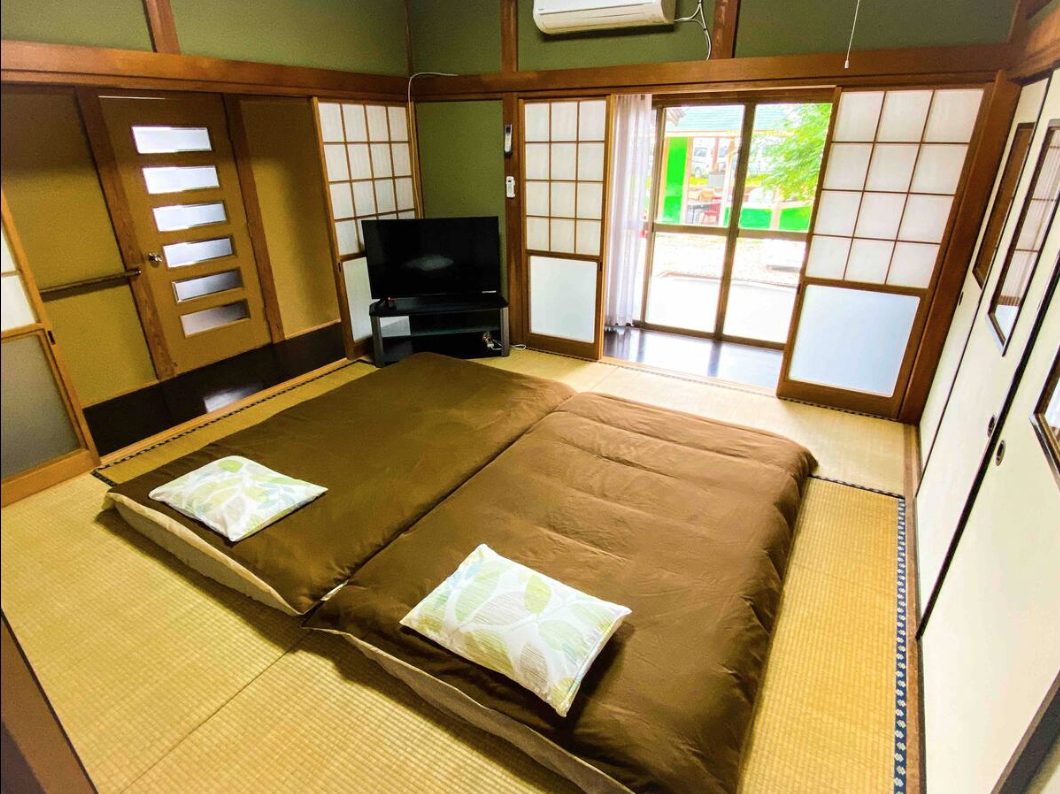 Guesthouse main bedroom - futon beds and on tatami